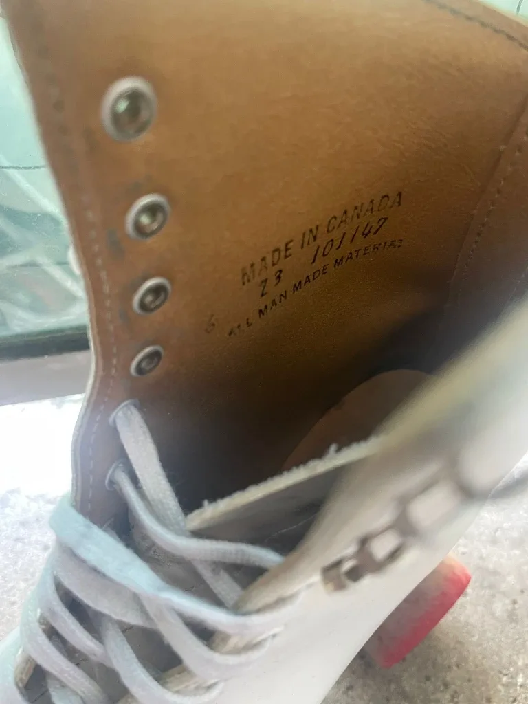 White Roller Skates - Size 6 image indicator(2)