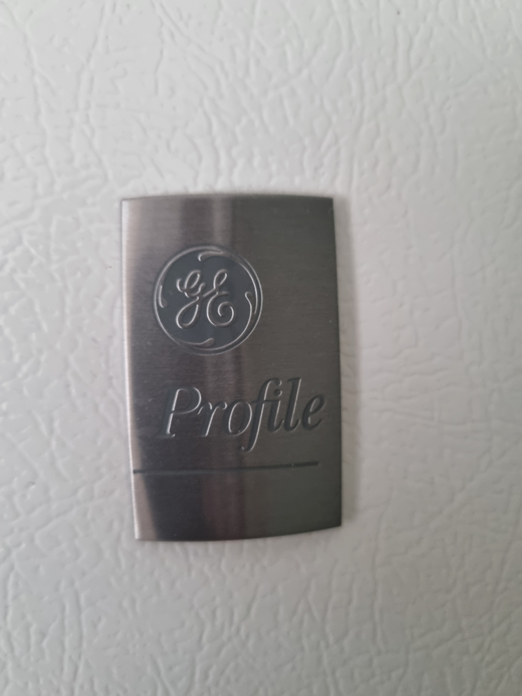 33" GE Profile Refrigerator. - photo 2