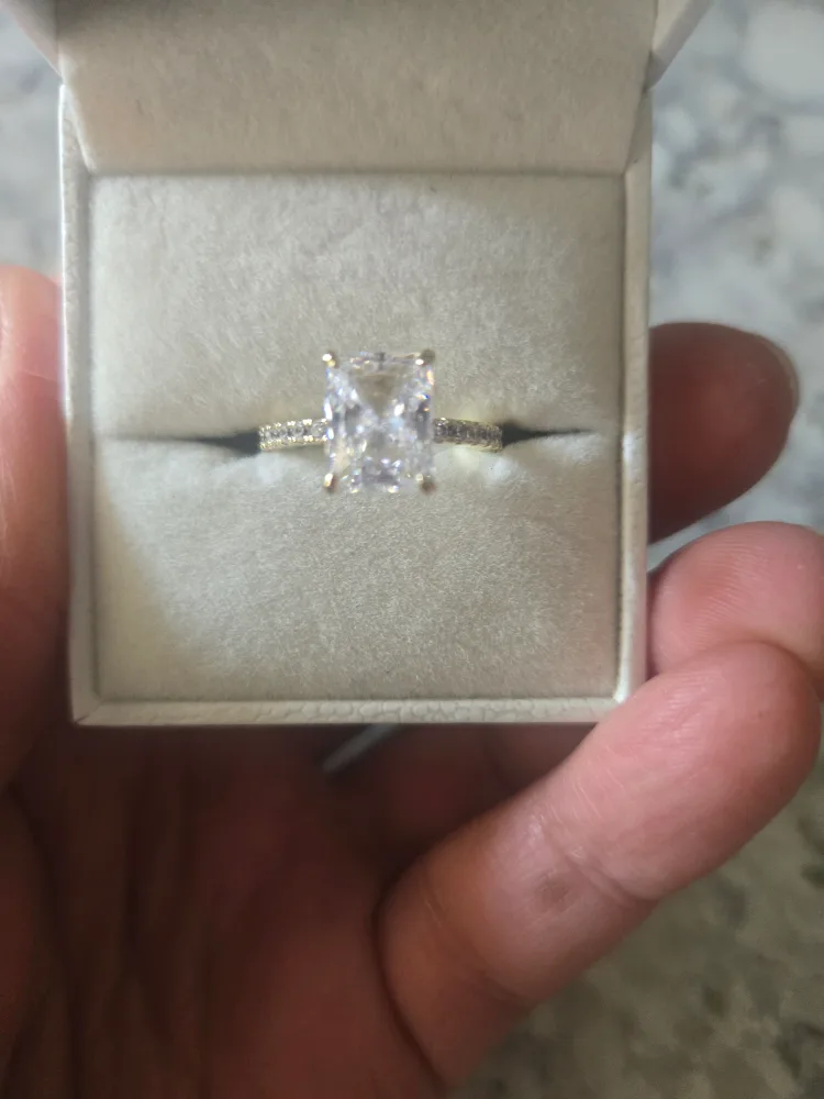 Gold Ring with Cubic Zirconia size 5.25 thumbnail