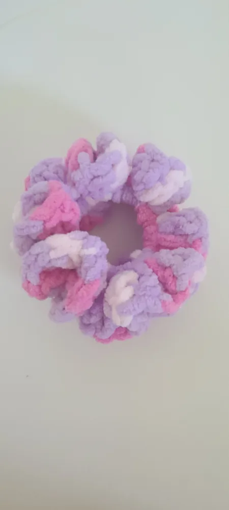 Handmade Crochet Scrunchie thumbnail