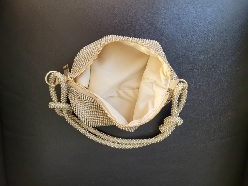 Rhinestone baguette bag with knotted strap image indicator(4)