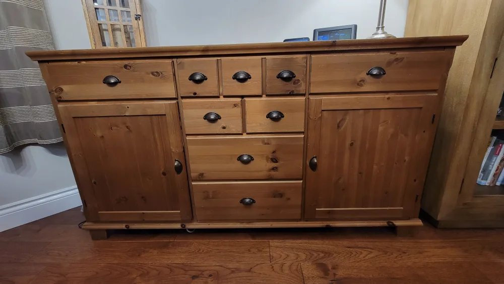 Solid wood sideboard/dresser image indicator(2)
