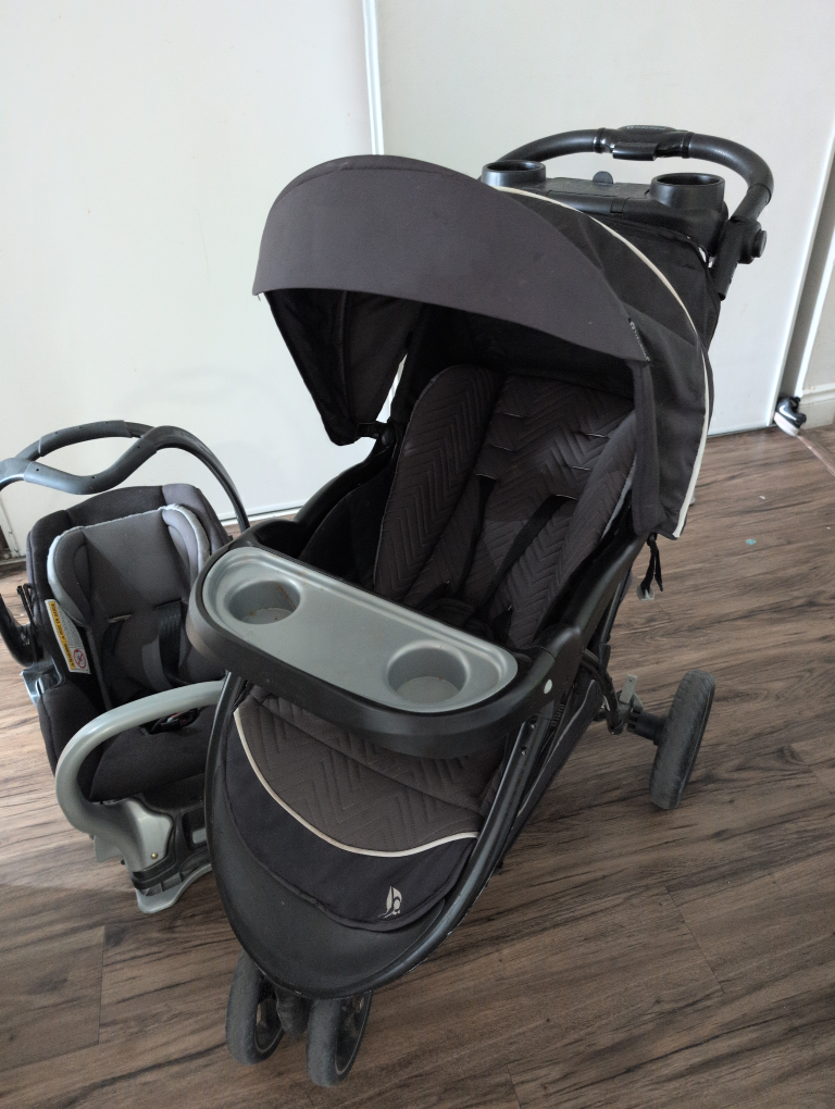 baby Trend brand Stroller and Infant Car Seat Combo - photo 2