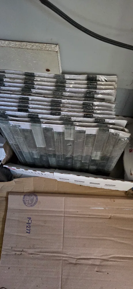 Glass Mosaic Tile image indicator(2)