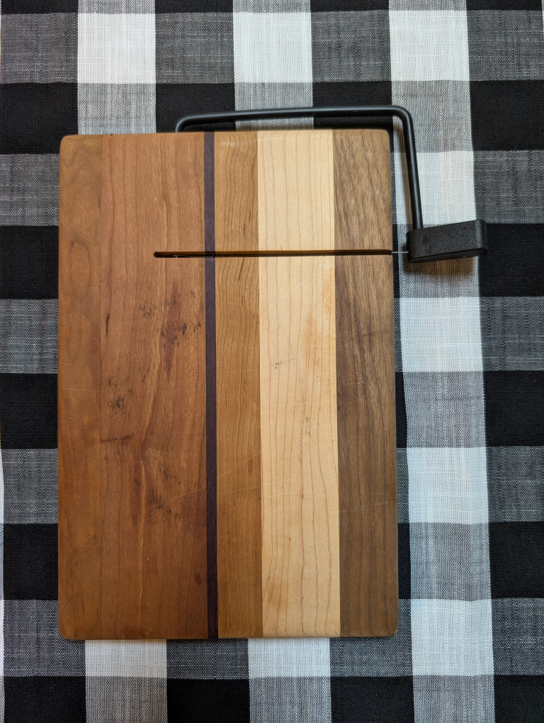Wood Cheese Slicer Board – Multi-Tone Hardwood