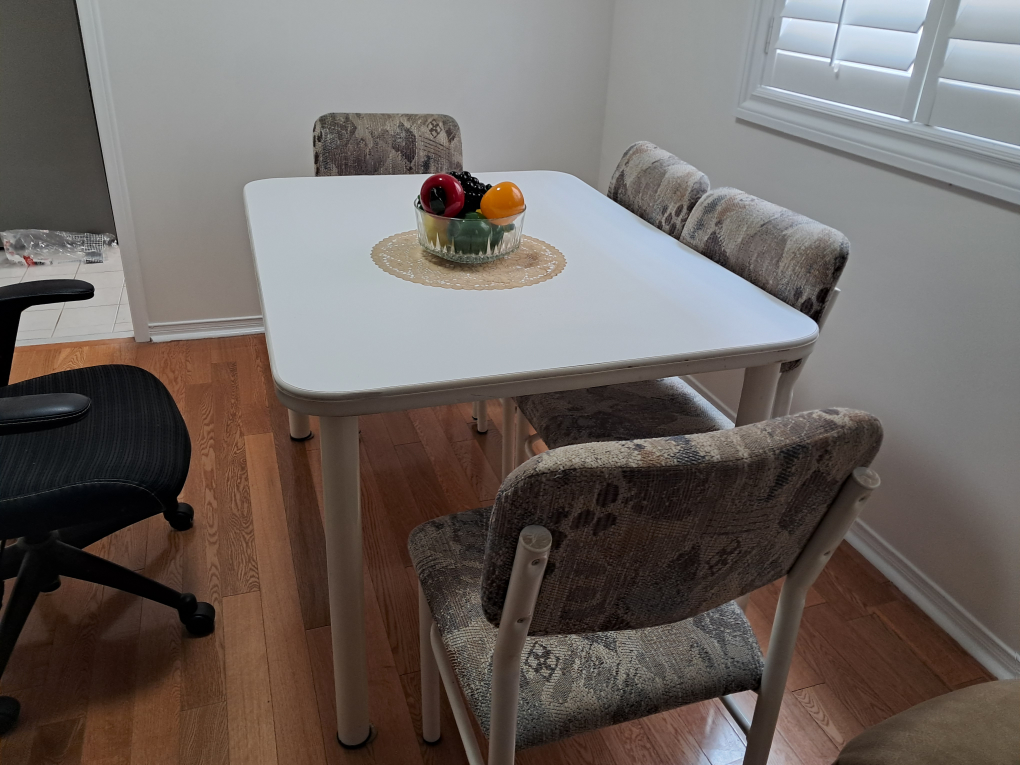 Dining Table with 4 Chairs - White - photo 3