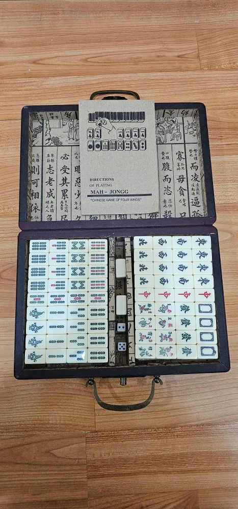 Mahjong Set thumbnail