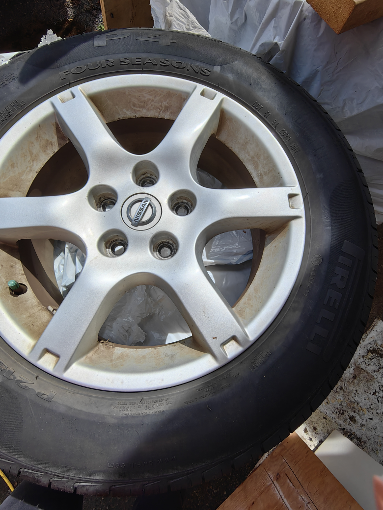 Nissan Wheel With Pirelli Tire - photo 2