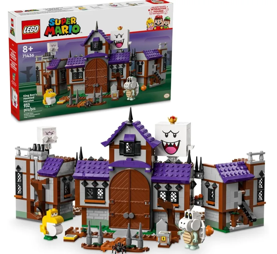 LEGO Super Mario King Boo's Haunted Mansion 71436 Set thumbnail