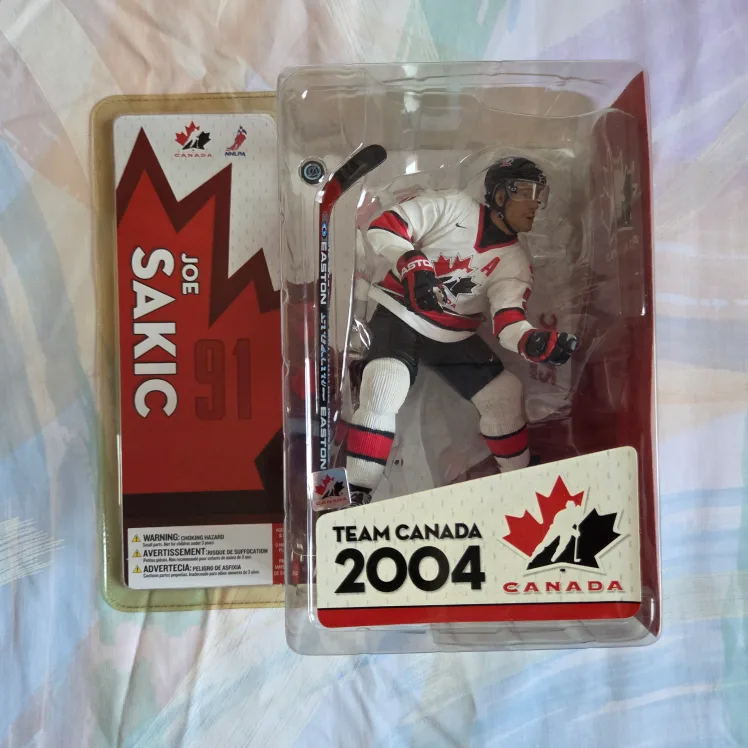 🆕Team Canada McFarlane Hockey Figures image indicator(4)