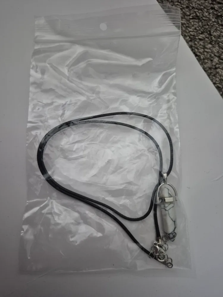 White Stone Pendant Necklace - New thumbnail