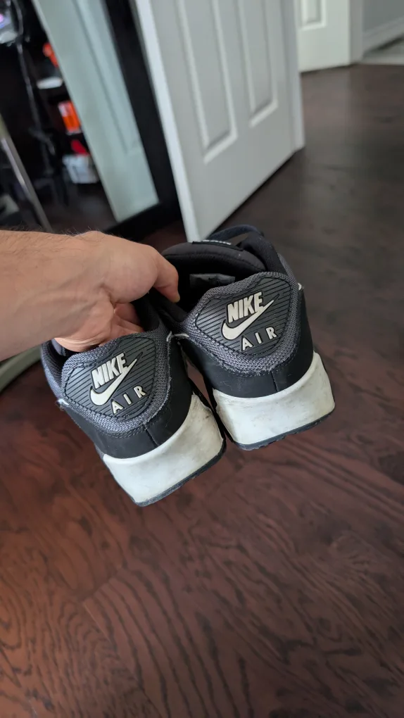 Nike Air Max 90 image indicator(2)