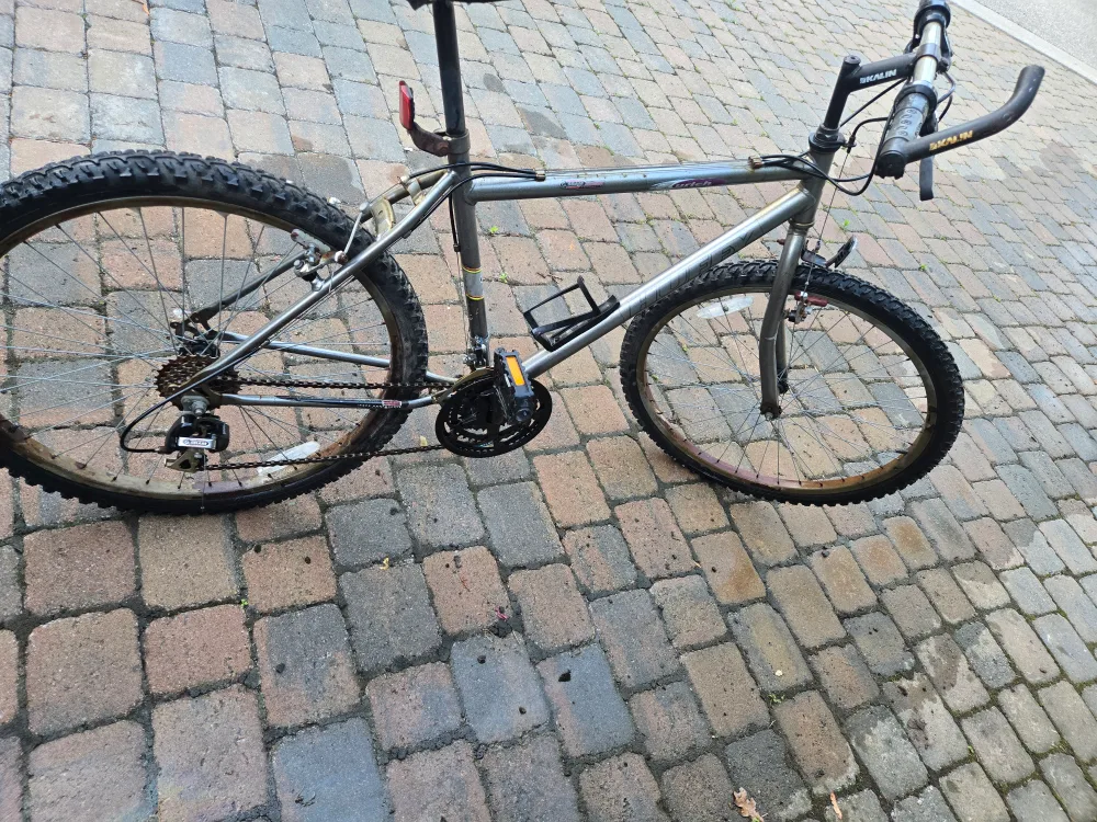 Huffy sporty Mountain Bike image indicator(4)