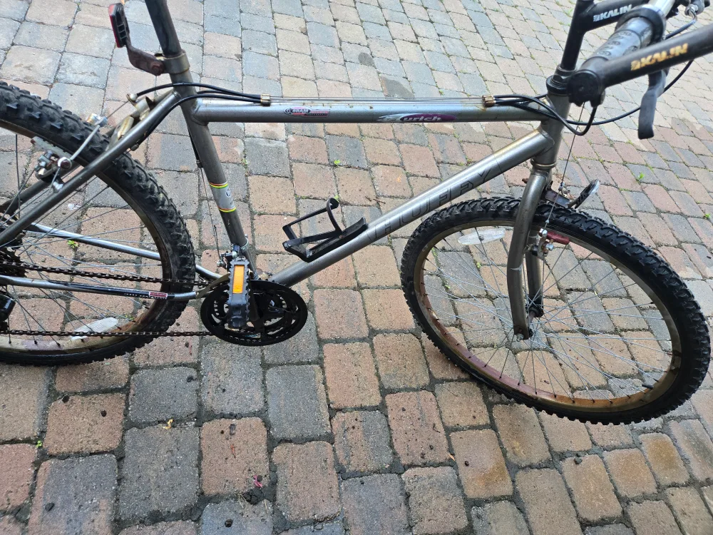 Huffy sporty Mountain Bike image indicator(5)