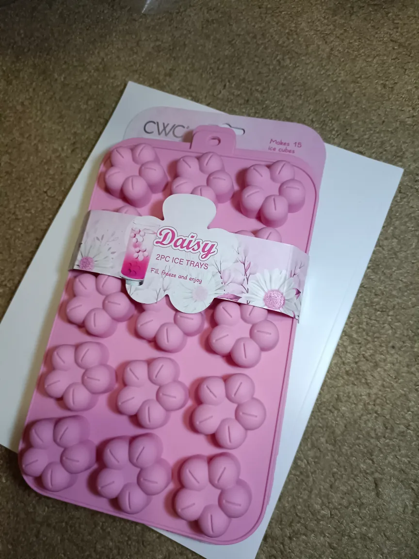 Daisy 2PC Ice Trays - Flower & Rose Shapes image indicator(4)