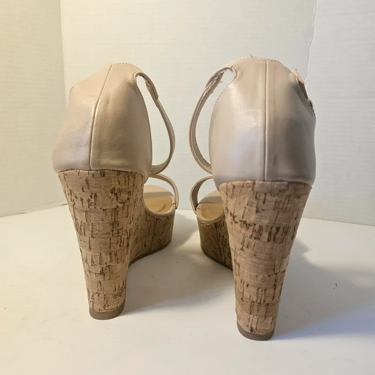 Le Chateau Leather Wedge Heel Sandals Nude Size 10 NWOB image indicator(3)