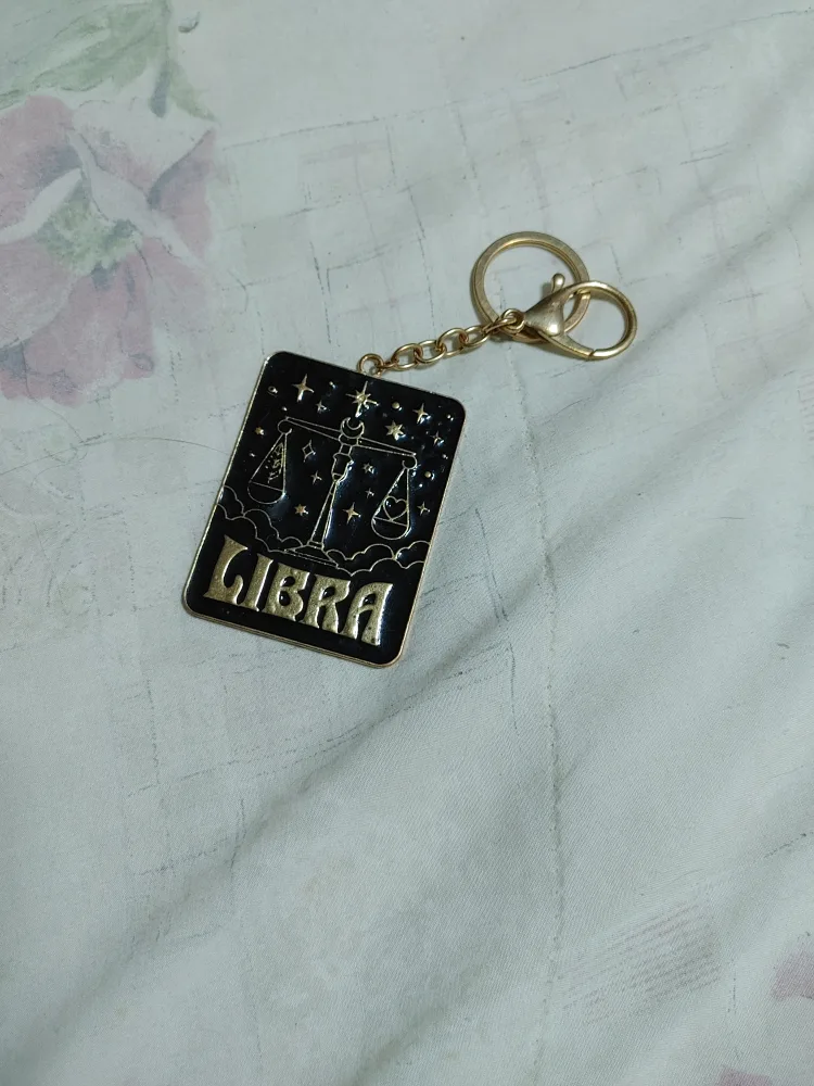 Libra Zodiac Keychain thumbnail