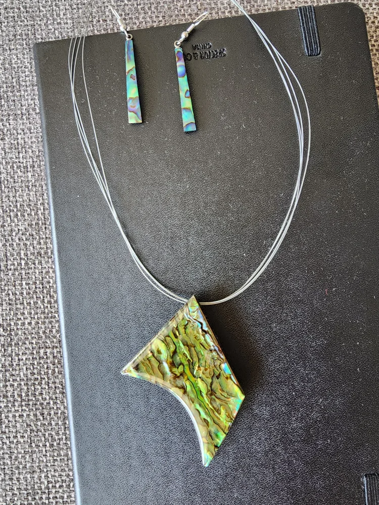 Abalone Shell Necklace and Earring Set thumbnail