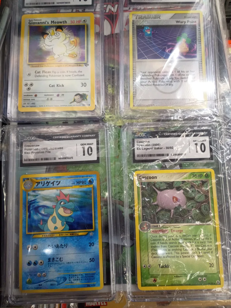 Pokemon Cards - Graded image indicator(2)
