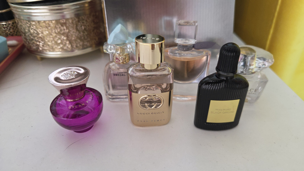 Fragrance minis, each or all - photo 4
