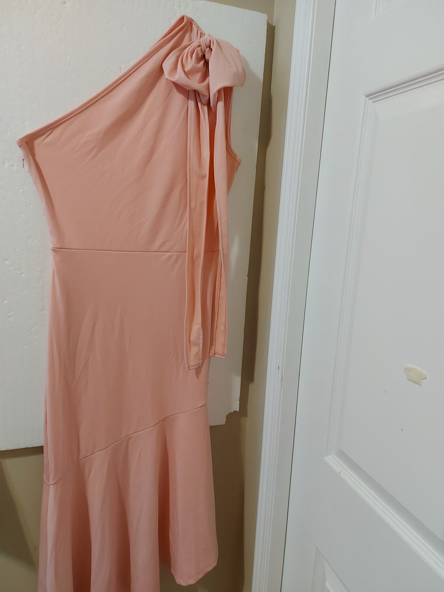 Peach One-Shoulder Midi Dress Size Large
