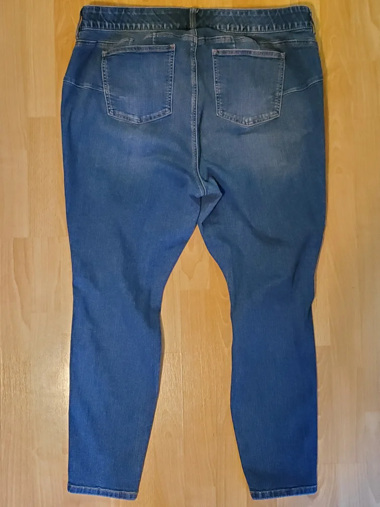 Torrid Bombshell Skinny Jeans image indicator(2)