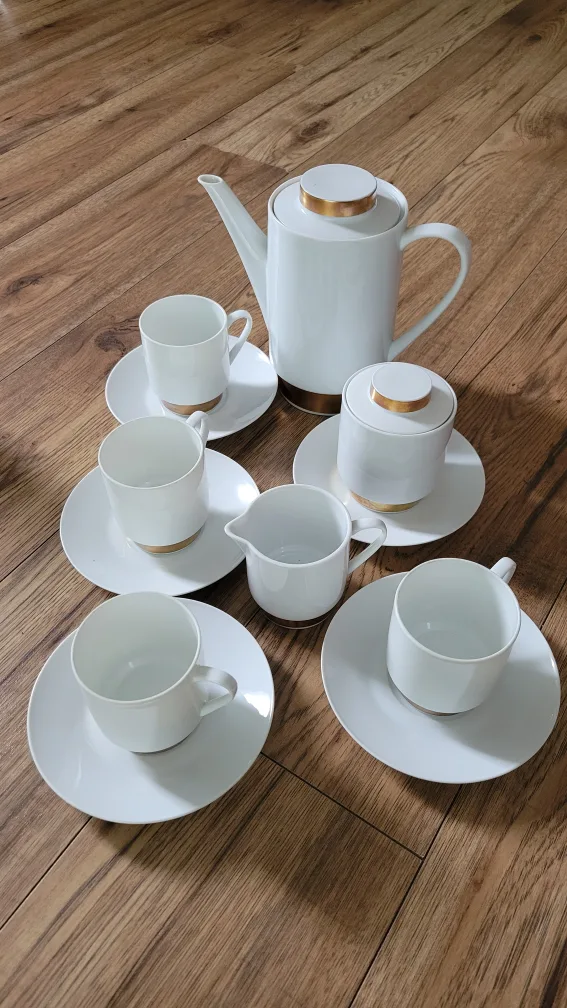 White Porcelain Tea Set with Gold Trim thumbnail