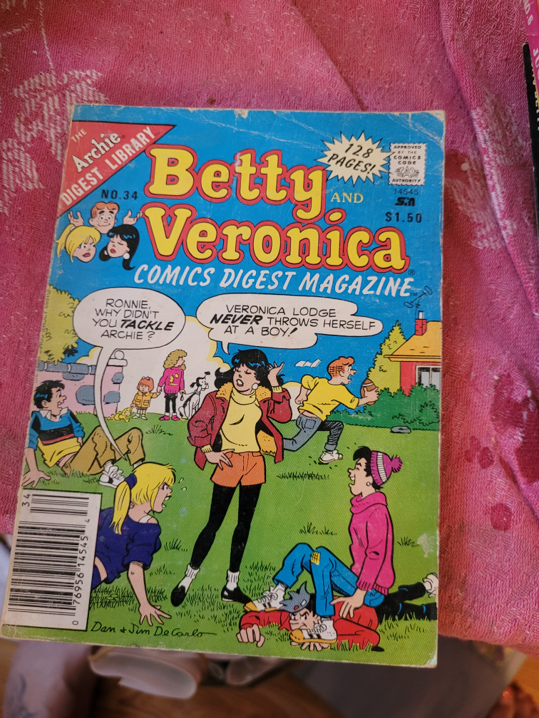 Archie Comics Digest Magazine - photo 2