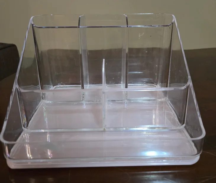 Clear Acrylic Makeup Organizer thumbnail