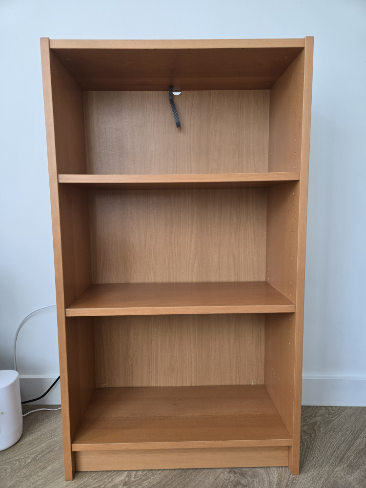 Wooden Bookshelf - photo 2