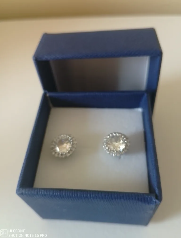 Stud Earrings in Box thumbnail