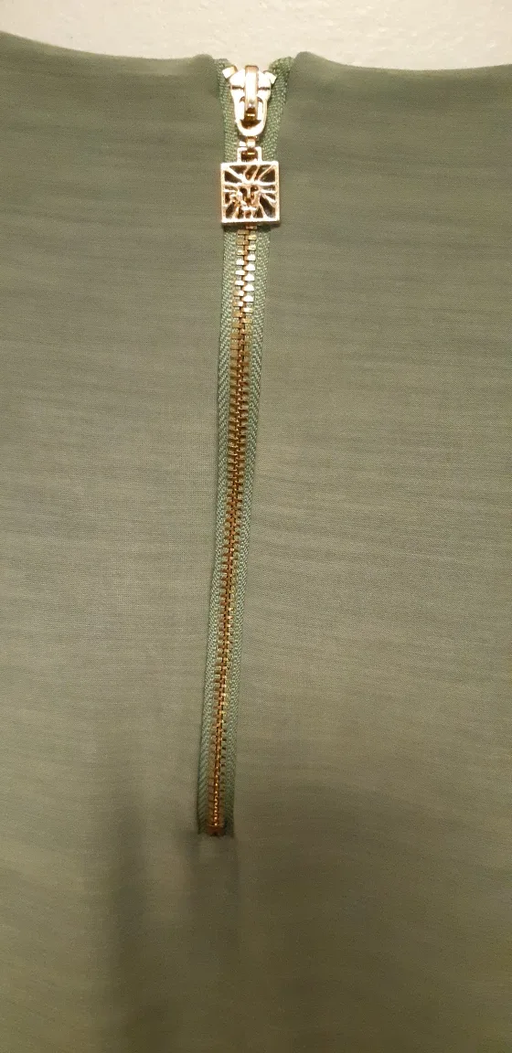 Green Anne Klein blouse image indicator(3)