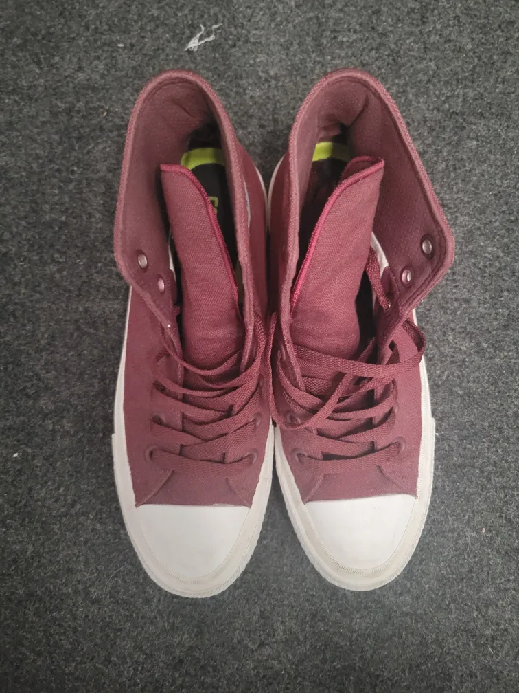 Maroon High Top Chuck Taylor All Stars image indicator(7)