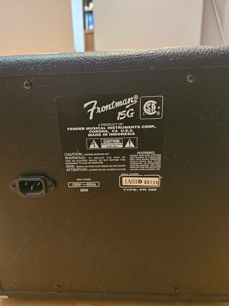 Yamaha Pacifica Electric Guitar with 15G Amp and Hard Case image indicator(10)