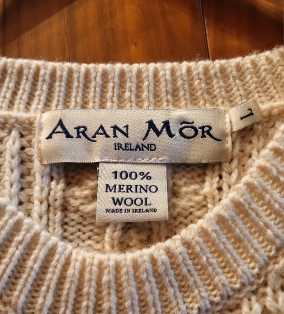 100% Merino Wool Knit Sweater Vest Unisex - Large image indicator(3)