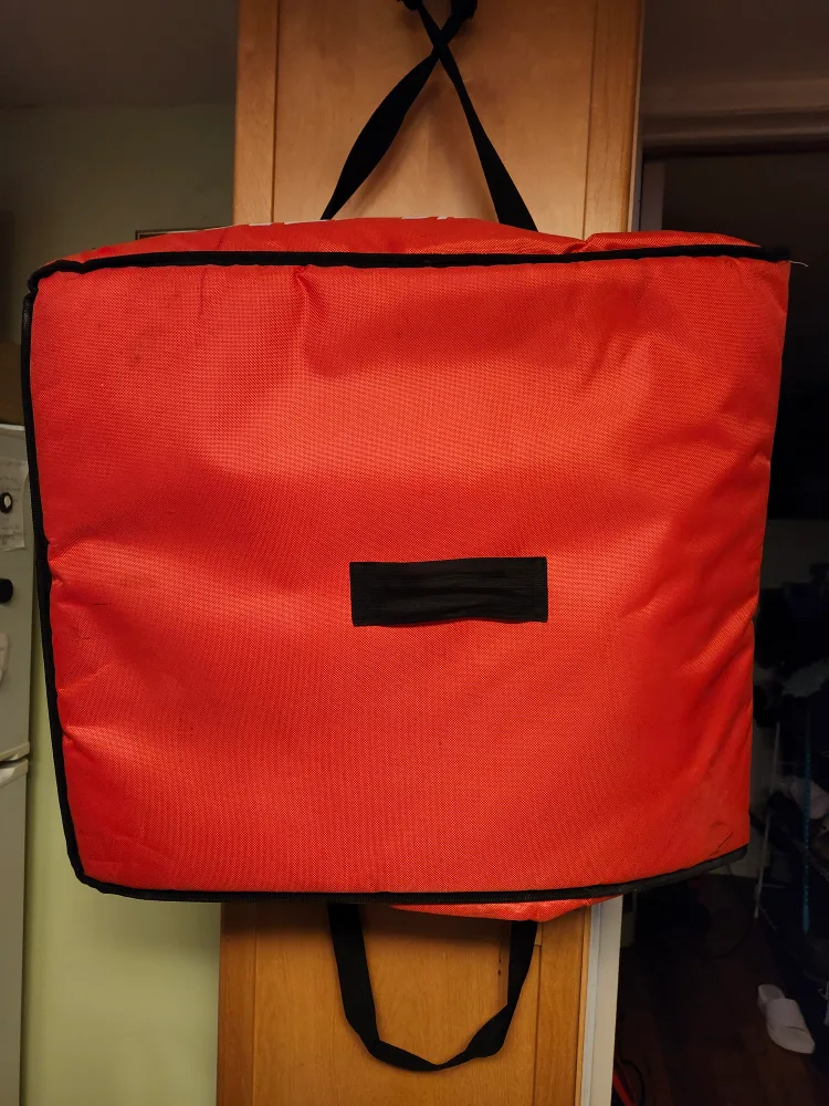 The Dishes Delivery Bag. Like new image indicator(3)