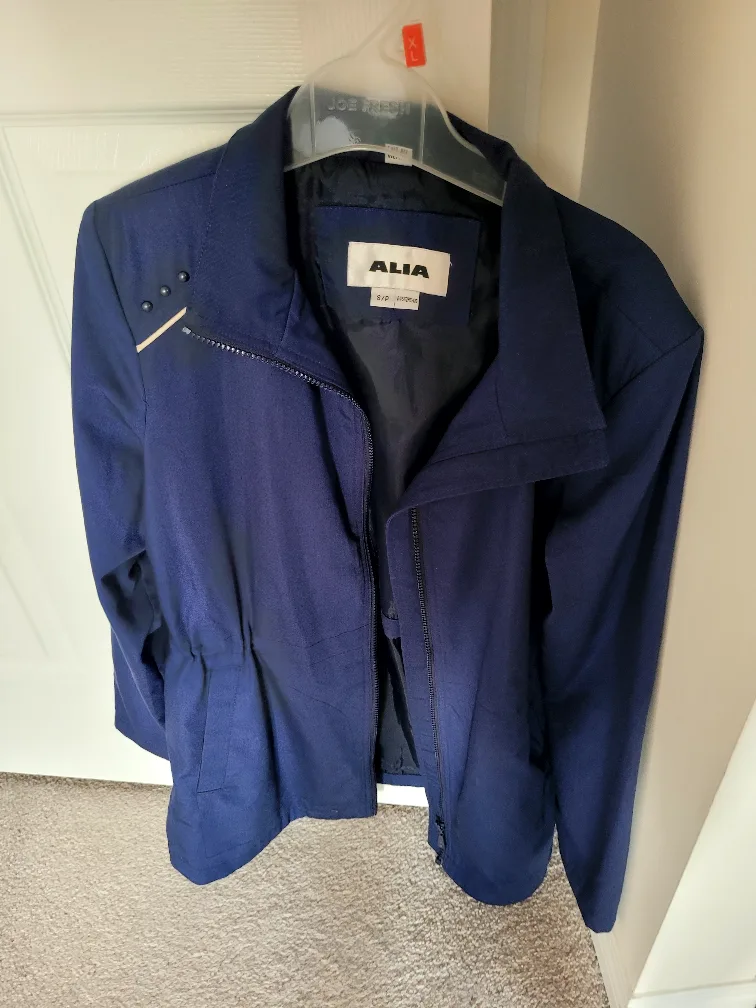 Alia Blue Jacket +1🥕Thriftypicks thumbnail