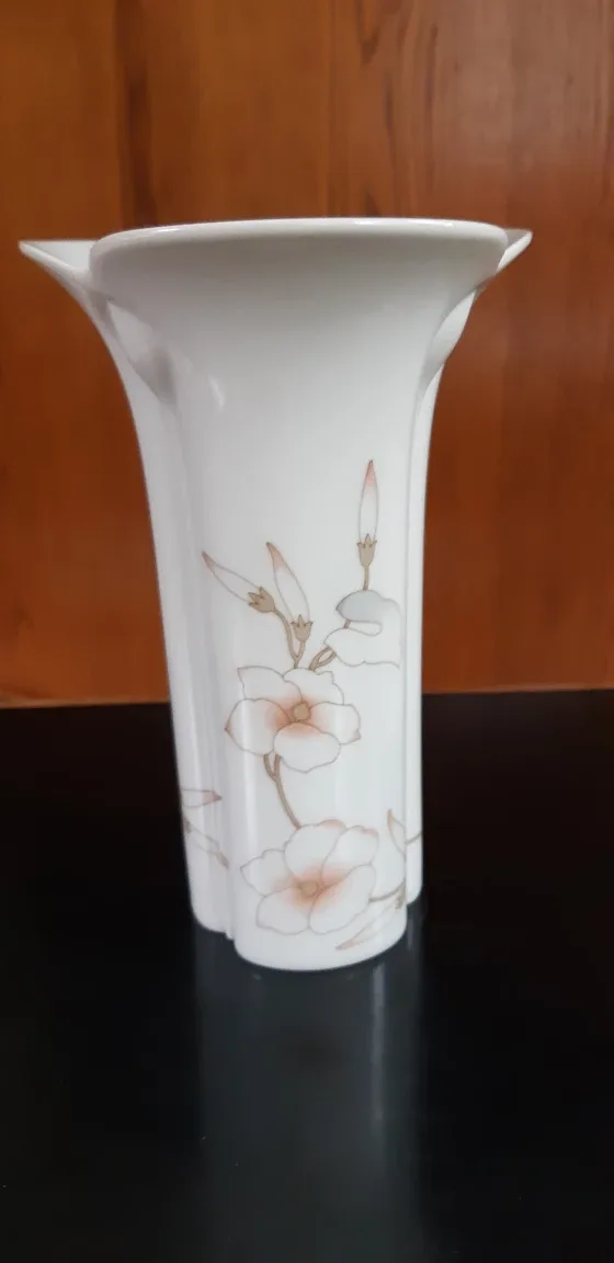 Set of 3 Vases image indicator(2)