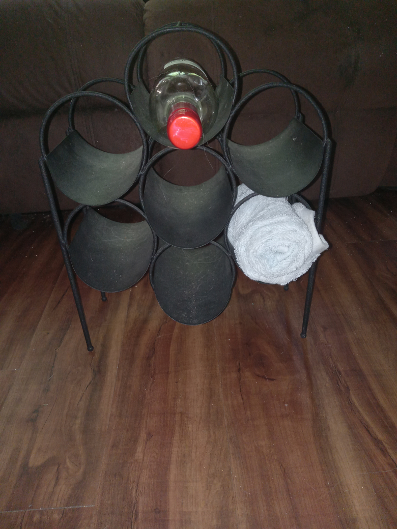 Metal Wine Rack or towel