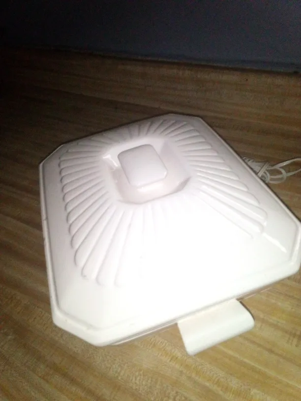 Vintage White Electric Food Warmer thumbnail
