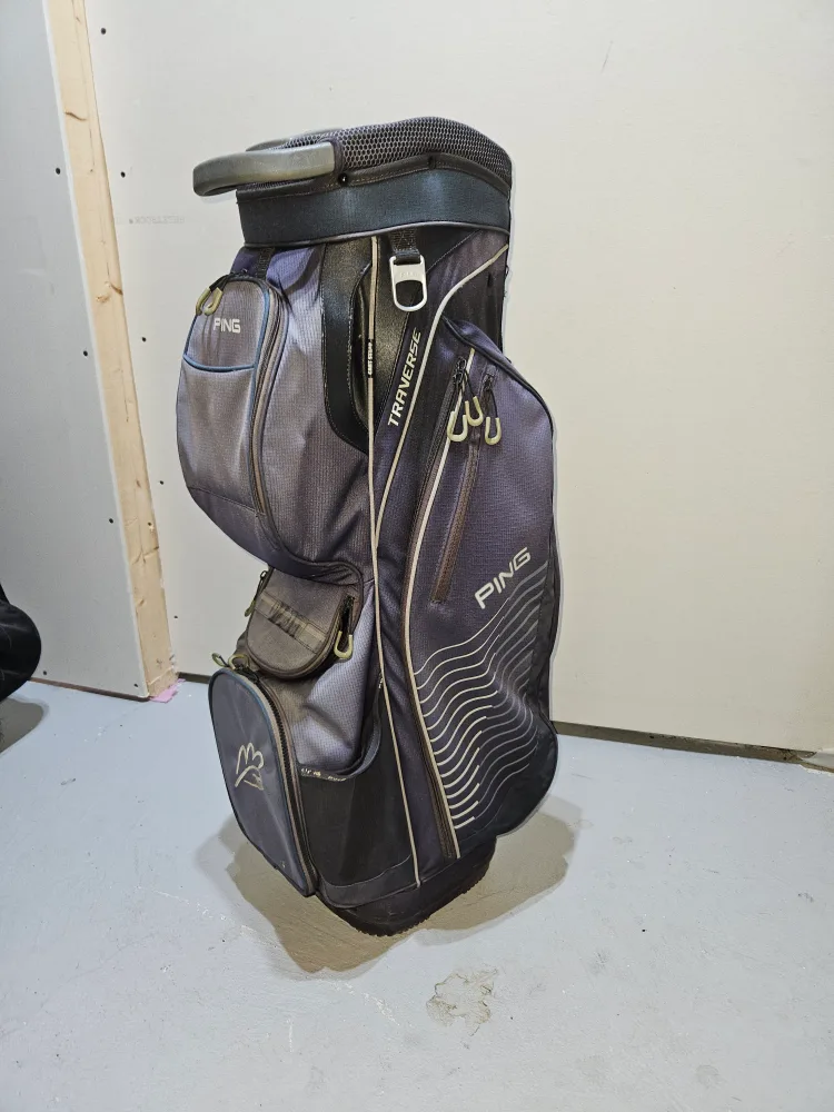 PING Traverse Golf Bag