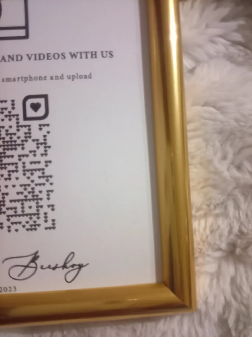 10 gold Photo Frames image indicator(3)