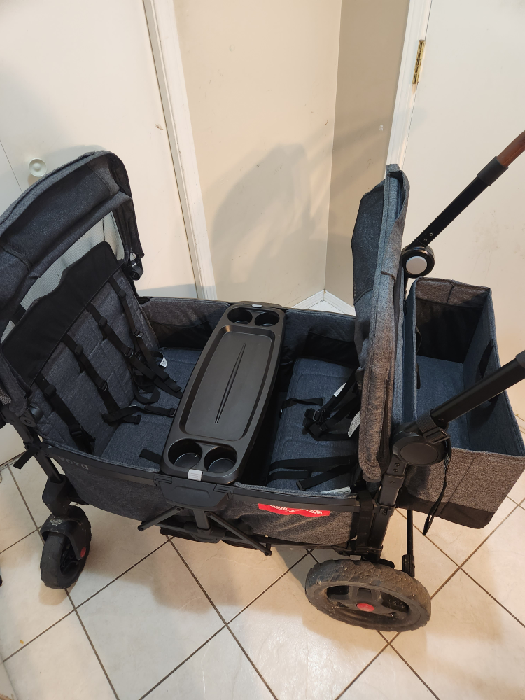 Radio Flyer Voya Stroller Wagon - photo 5