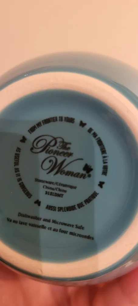New Pioneer Woman Floral Stoneware Mug image indicator(3)