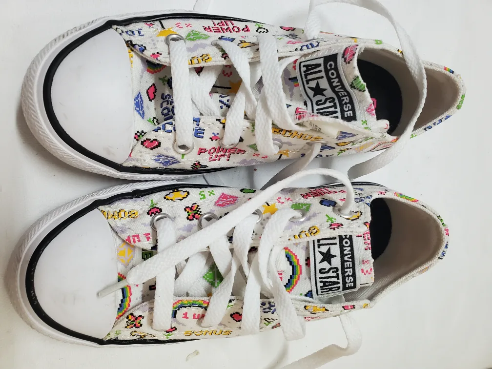 Kids Converse All Star Sneakers size 1 thumbnail