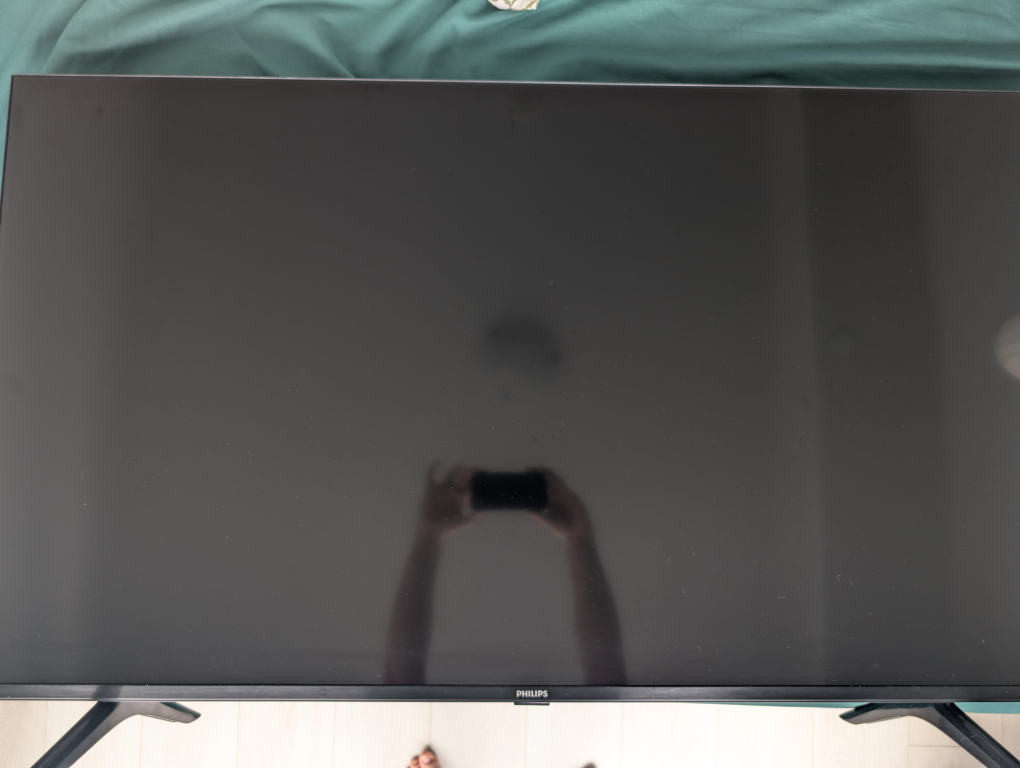 Philips 50" 4K UHD LED Roku Smart TV - photo 3