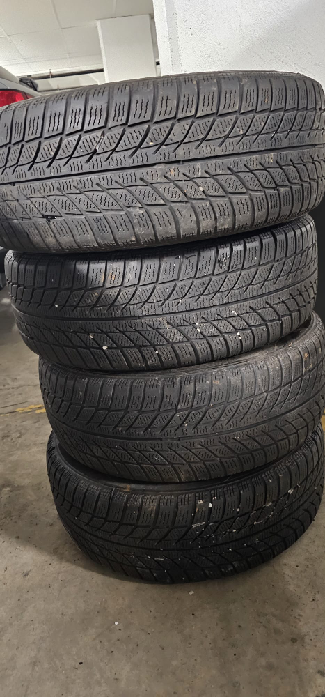 Set of 4 Winter Tires 205/55R16