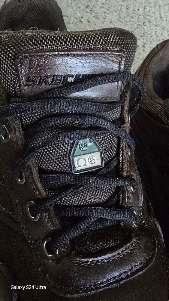 Men's Steel Toe Composite Plate Work Shoes  size 11. - photo 2