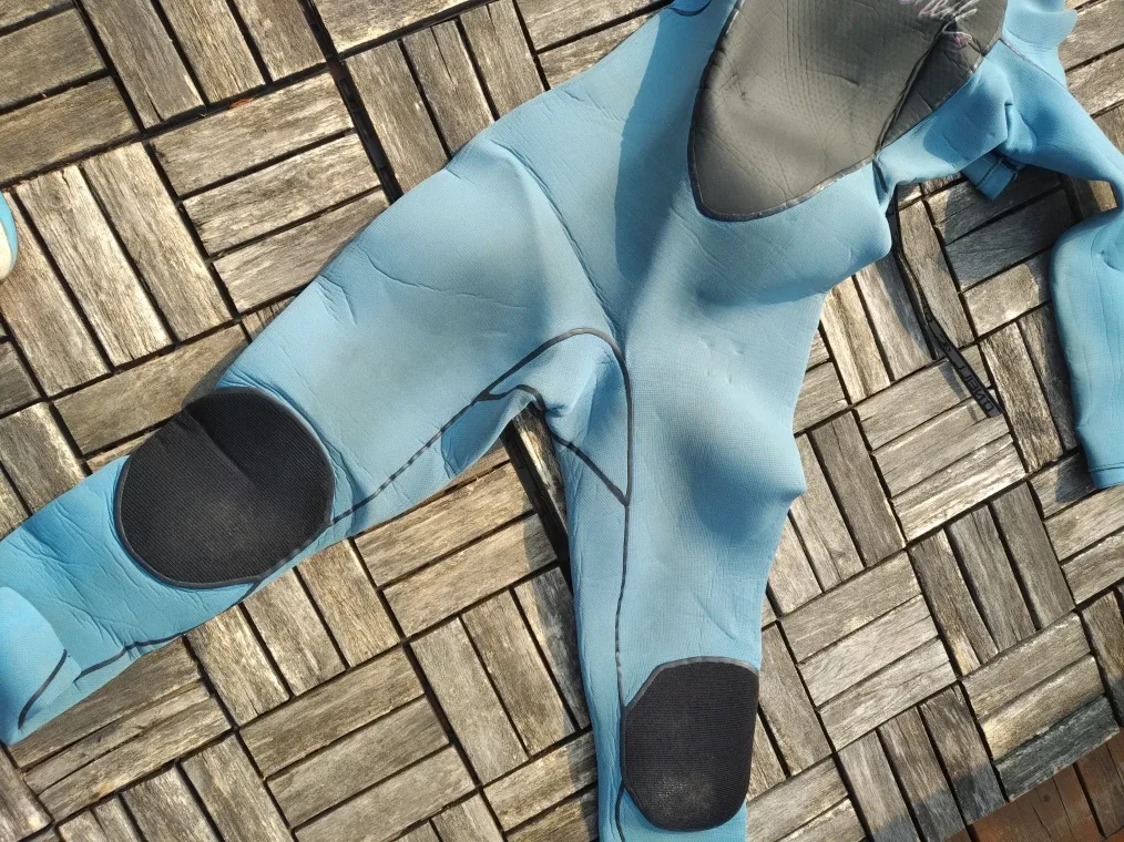 Women's O'Neill Wetsuit - Size S image indicator(10)