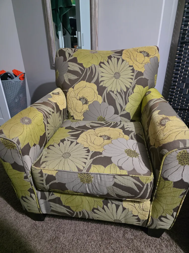 Floral Accent Chair thumbnail